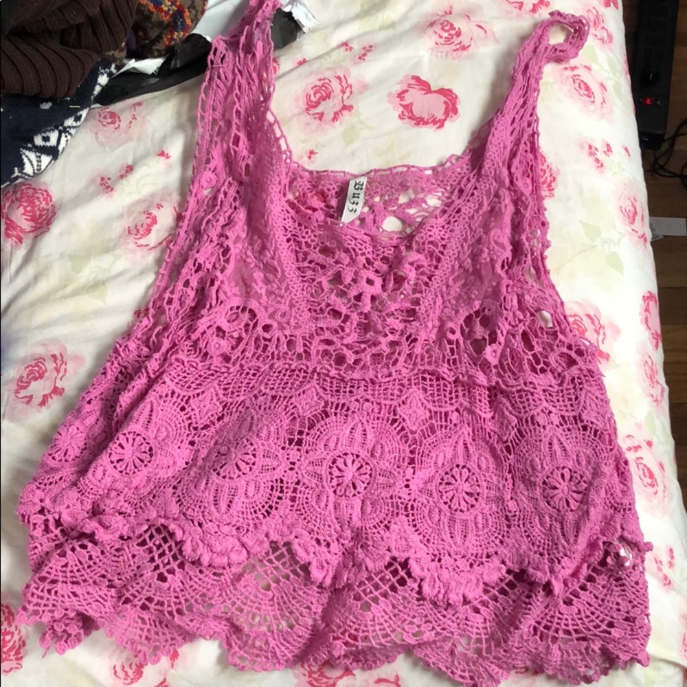 Buzz lace tank top